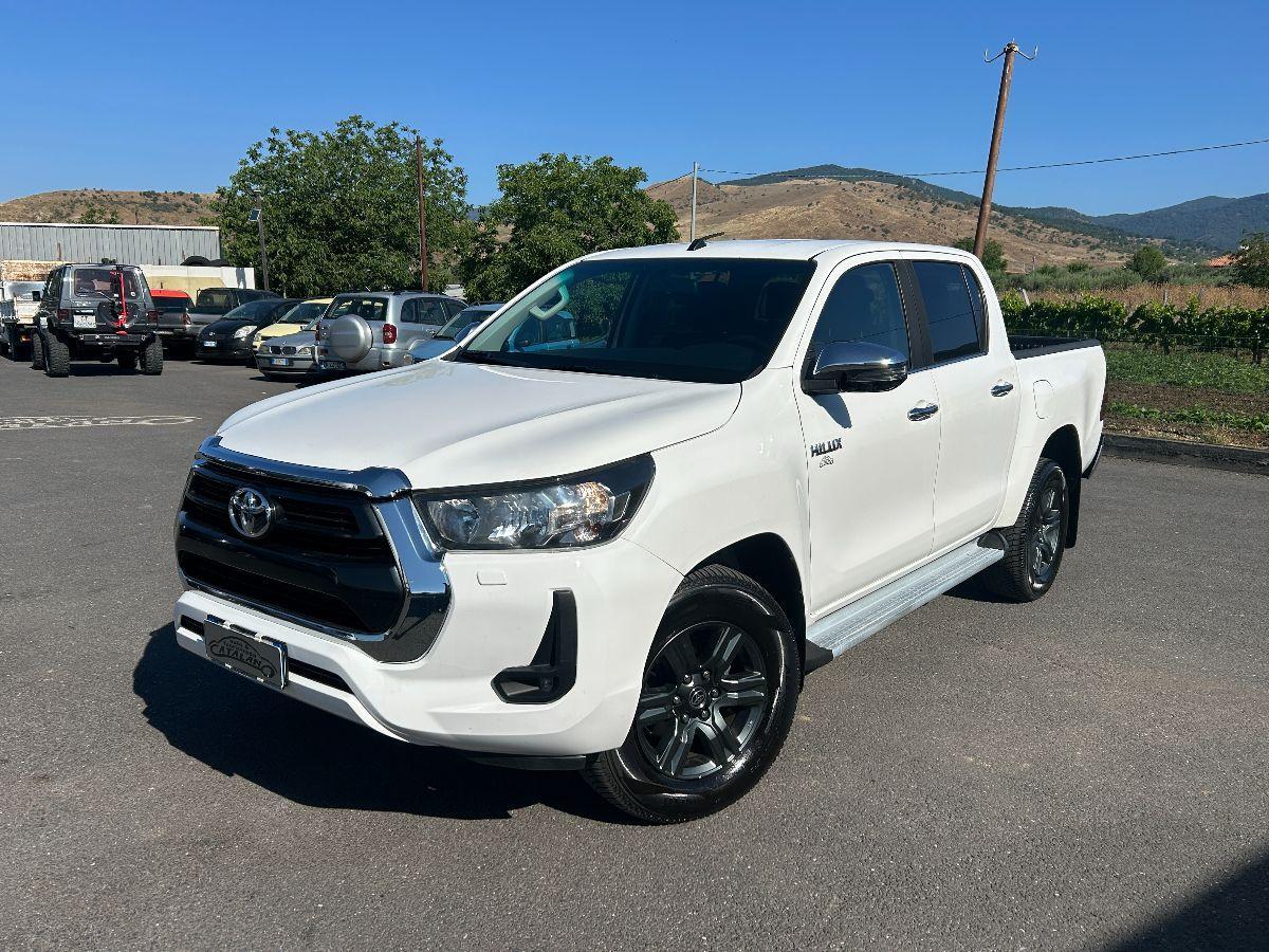 TOYOTA - Hilux 2.4 d-4d 4x4 EXECUTIVE TELECAMERA