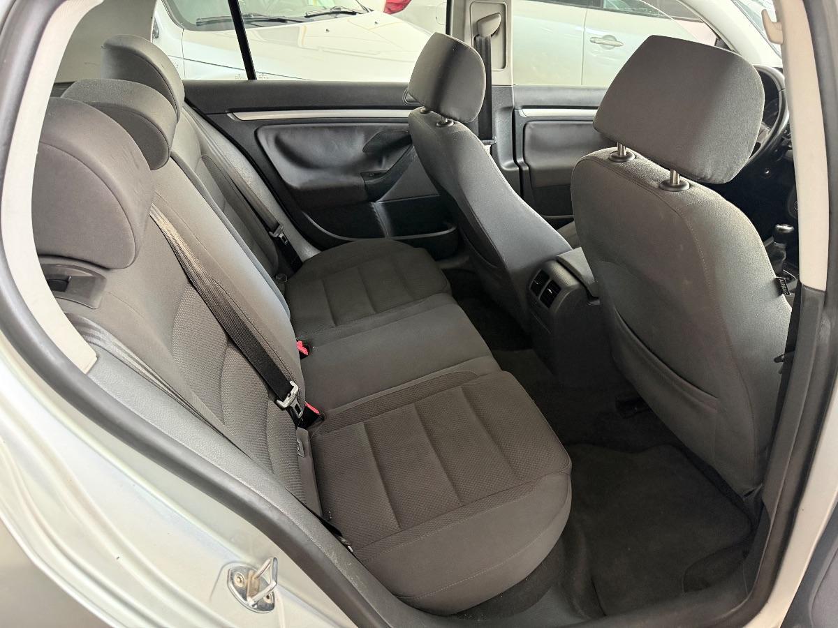 VOLKSWAGEN - Golf - 2.0 16V TDI 4mot. 5p. Sportline