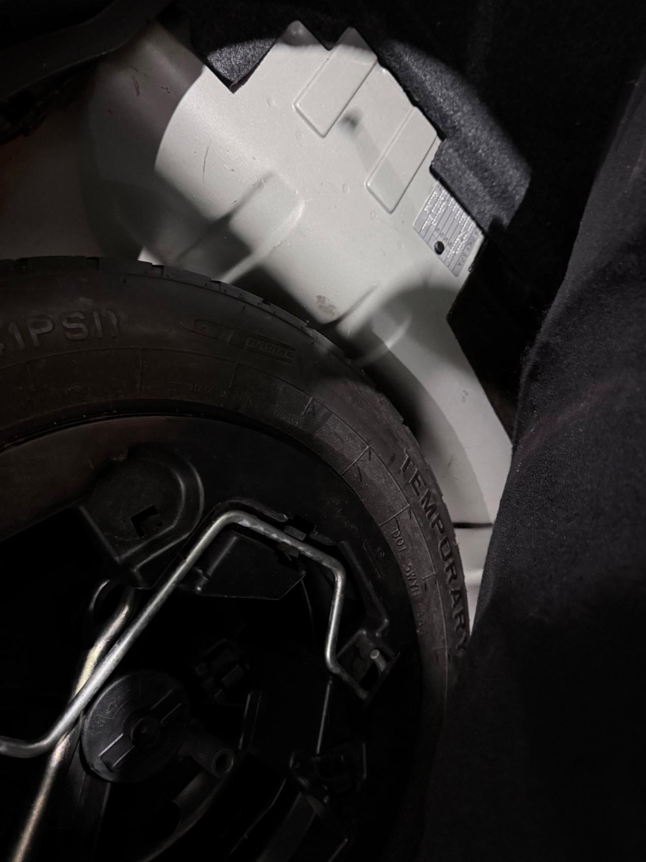 Lancia Ypsilon 1.0 FireFly 5 porte S&S Hybrid Ecochic UnYca