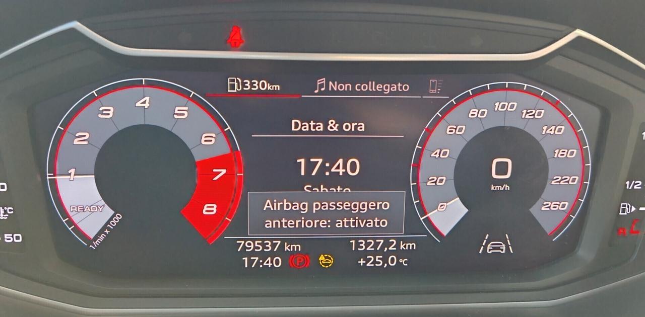 Audi A1 citycarver 35 TFSI Identity Contrast