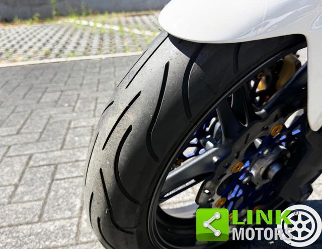 TRIUMPH Speed Triple 1050 Originale