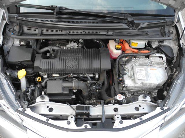 TOYOTA Yaris 1.5 Hybrid 5p. Business -OK NEOPATEN.-"DA VETRINA"