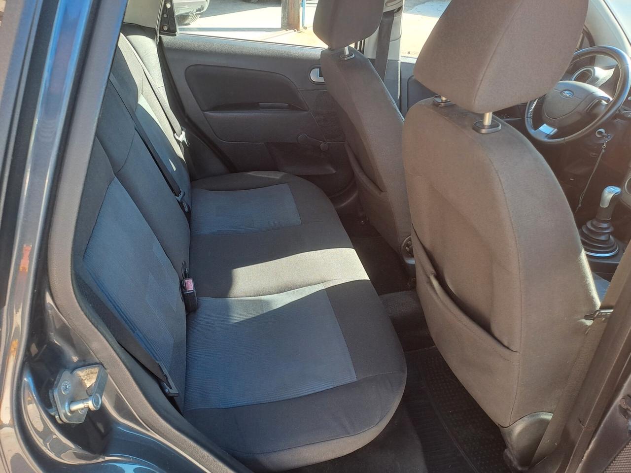 Ford Fiesta 1.4 TDCi 5p. Ghia