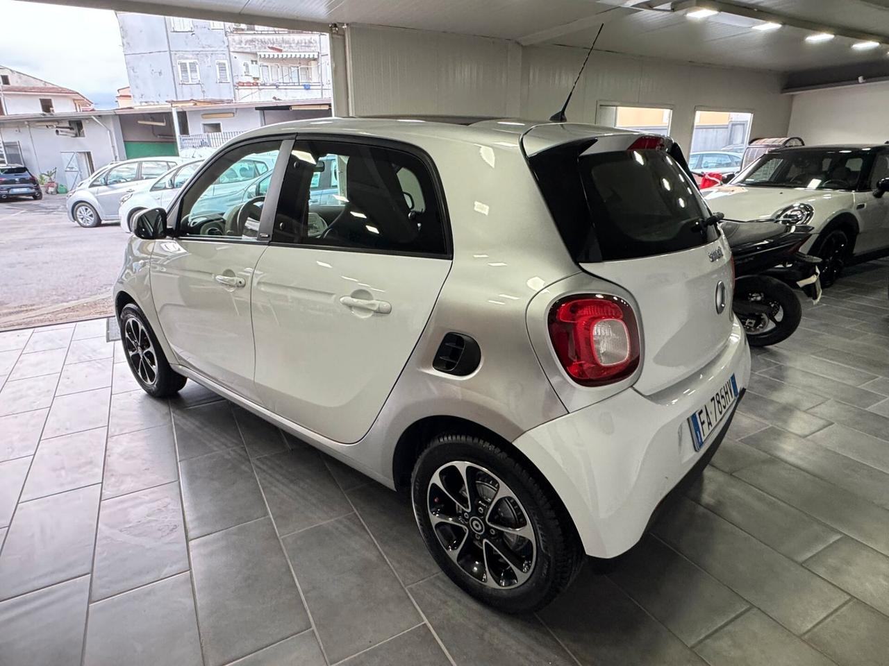 Smart ForFour 70 1.0 Passion