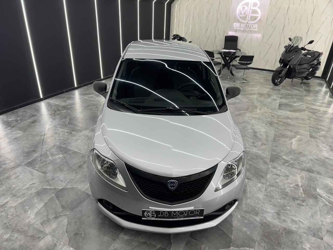 Lancia Ypsilon 1.2 69 CV 5 porte GPL Ecochic Gold