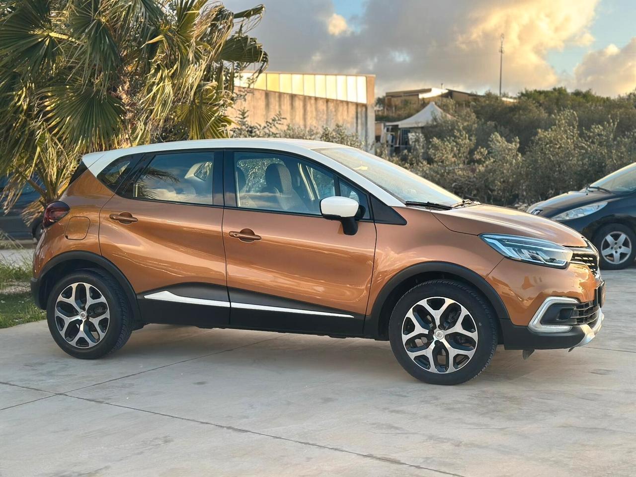 Renault Captur 1.5 dCi 110 CV Energy Initiale Paris