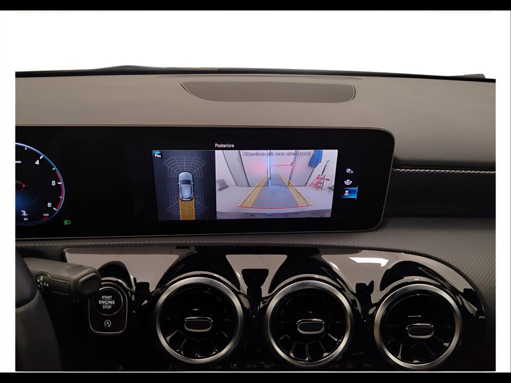 Mercedes-Benz Classe A - W177 2018 - A 180 d Sport Extra auto