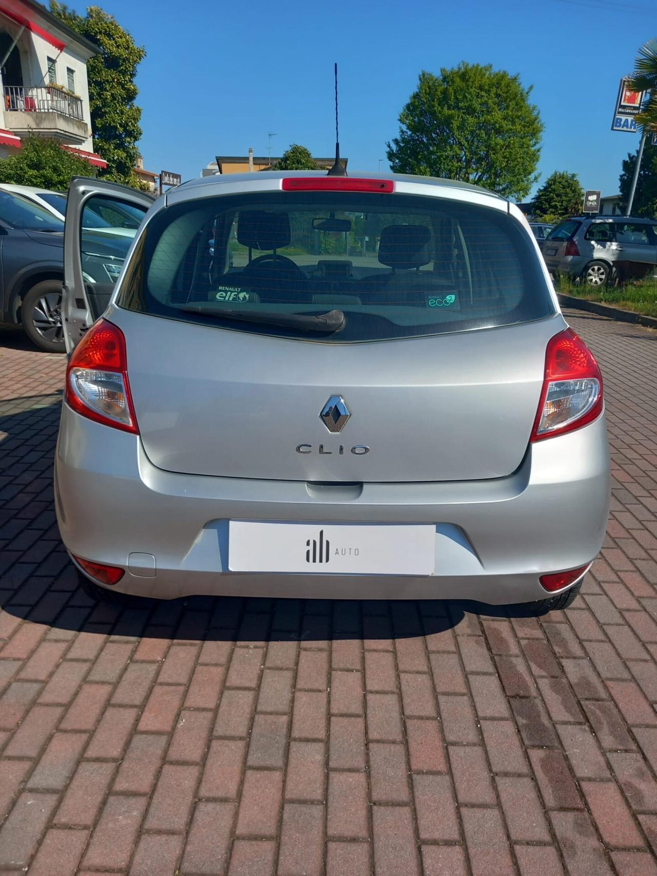 Renault Clio 1.2 16V 5 porte Confort