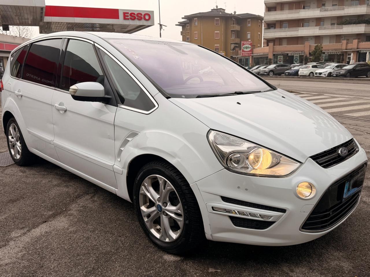 Ford S-Max 2.0 TDCI 140cv 7Posti 2013 pronto uso