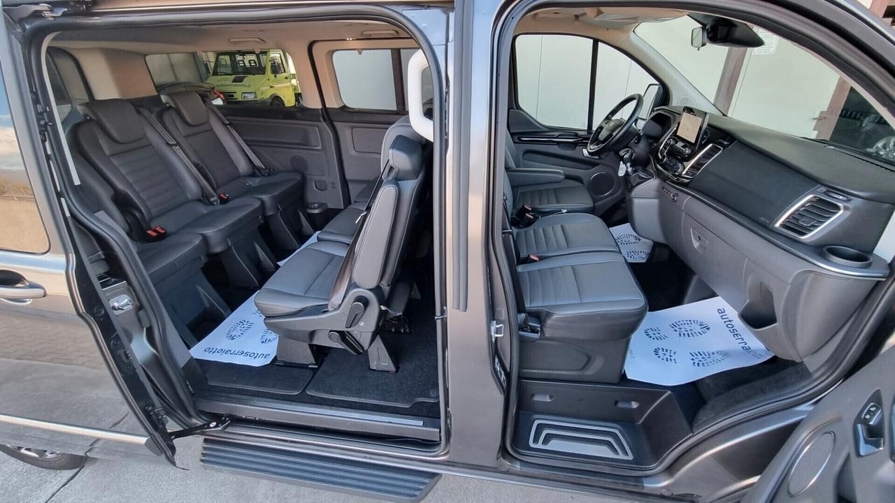 Ford Tourneo Custom 9 posti TITANIUM