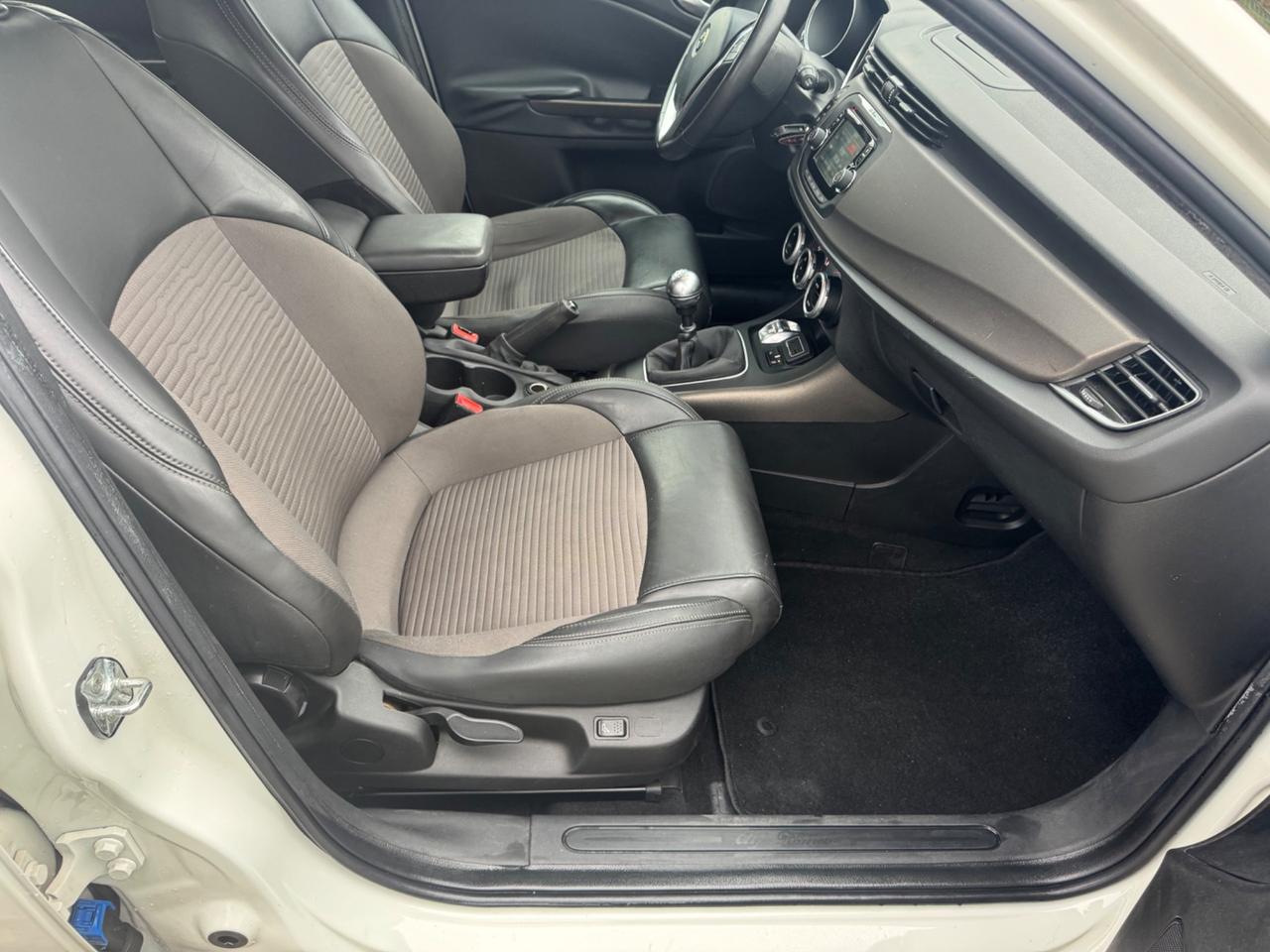 Alfa Romeo Giulietta 1.6 JTDm-2 105 CV Exclusive neopatentato