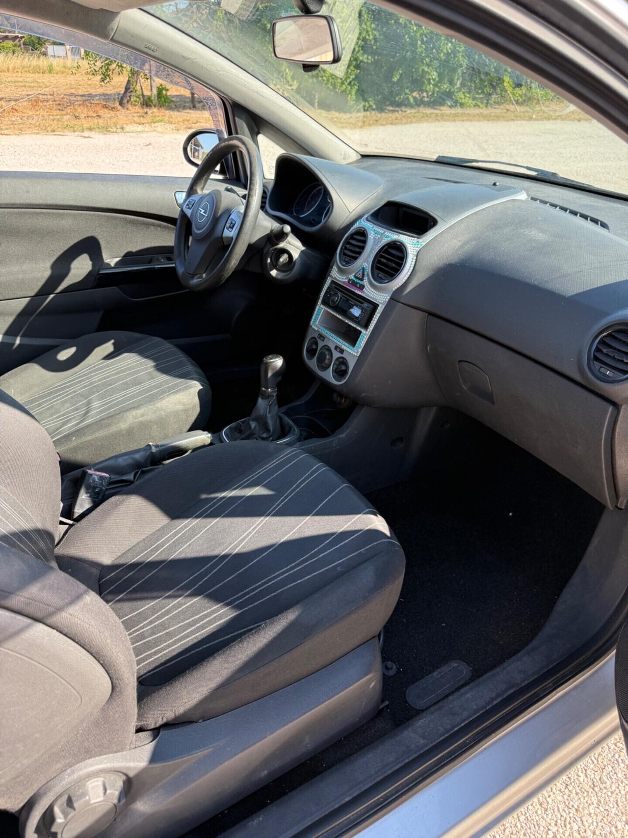 Opel Corsa Diesel 1.3 CDTi 75cv NEOPATENTATI OK