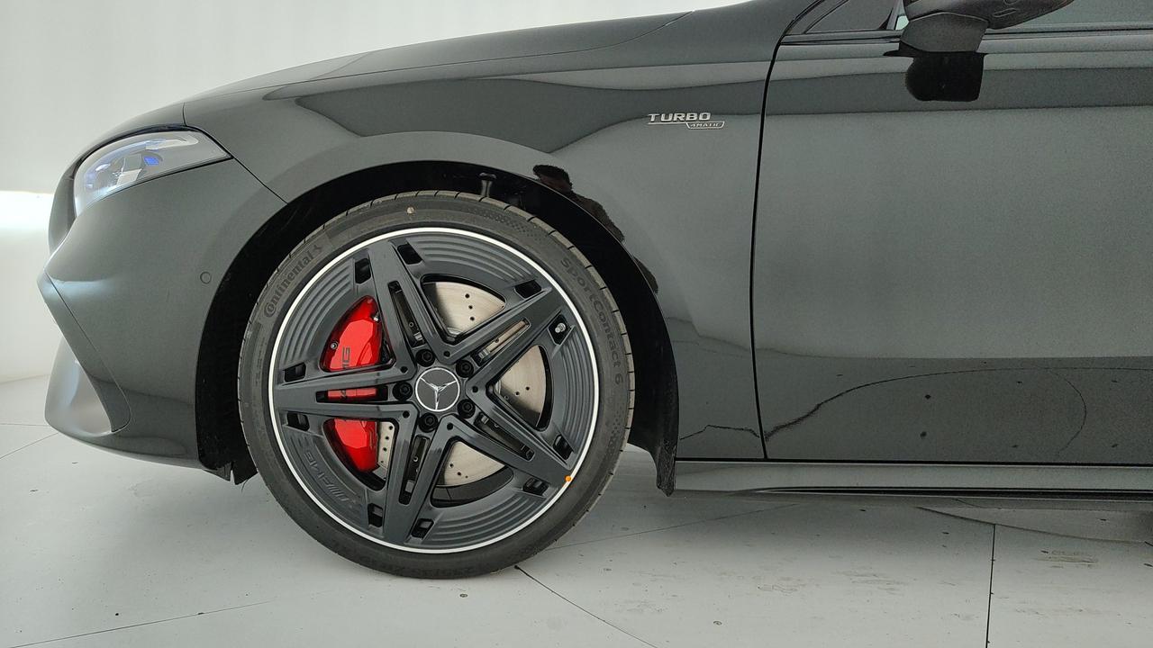 Mercedes-Benz Mercedes-AMG A 35 4MATIC