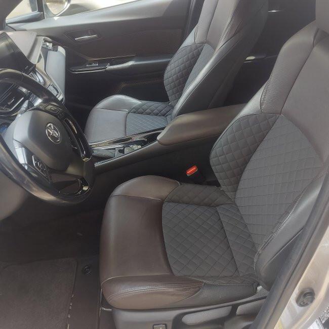 Toyota C-HR 1.8 Hybrid E-CVT Lounge