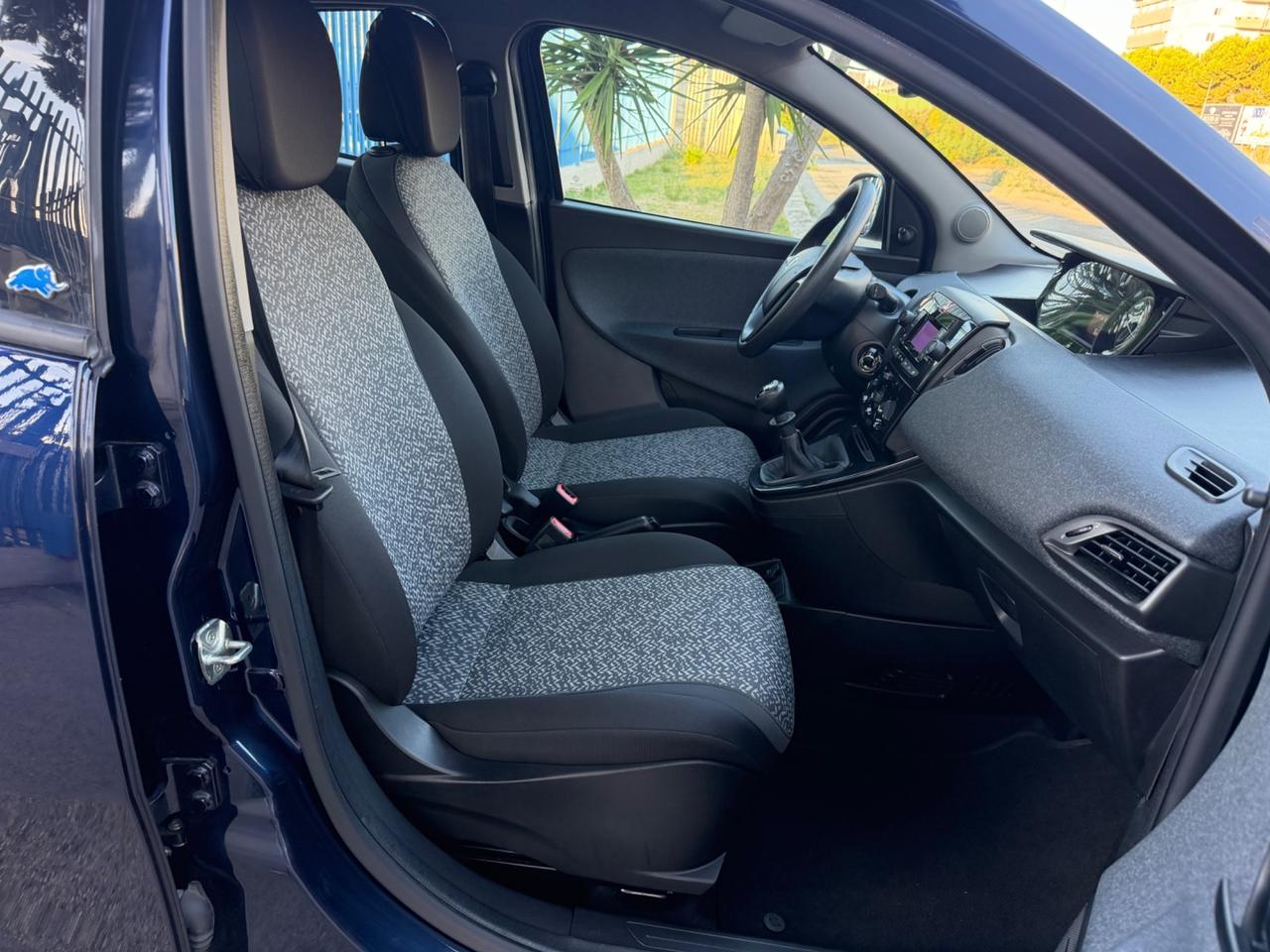 Lancia Ypsilon 1.2 benzina 69 cv 2018 88.000 km