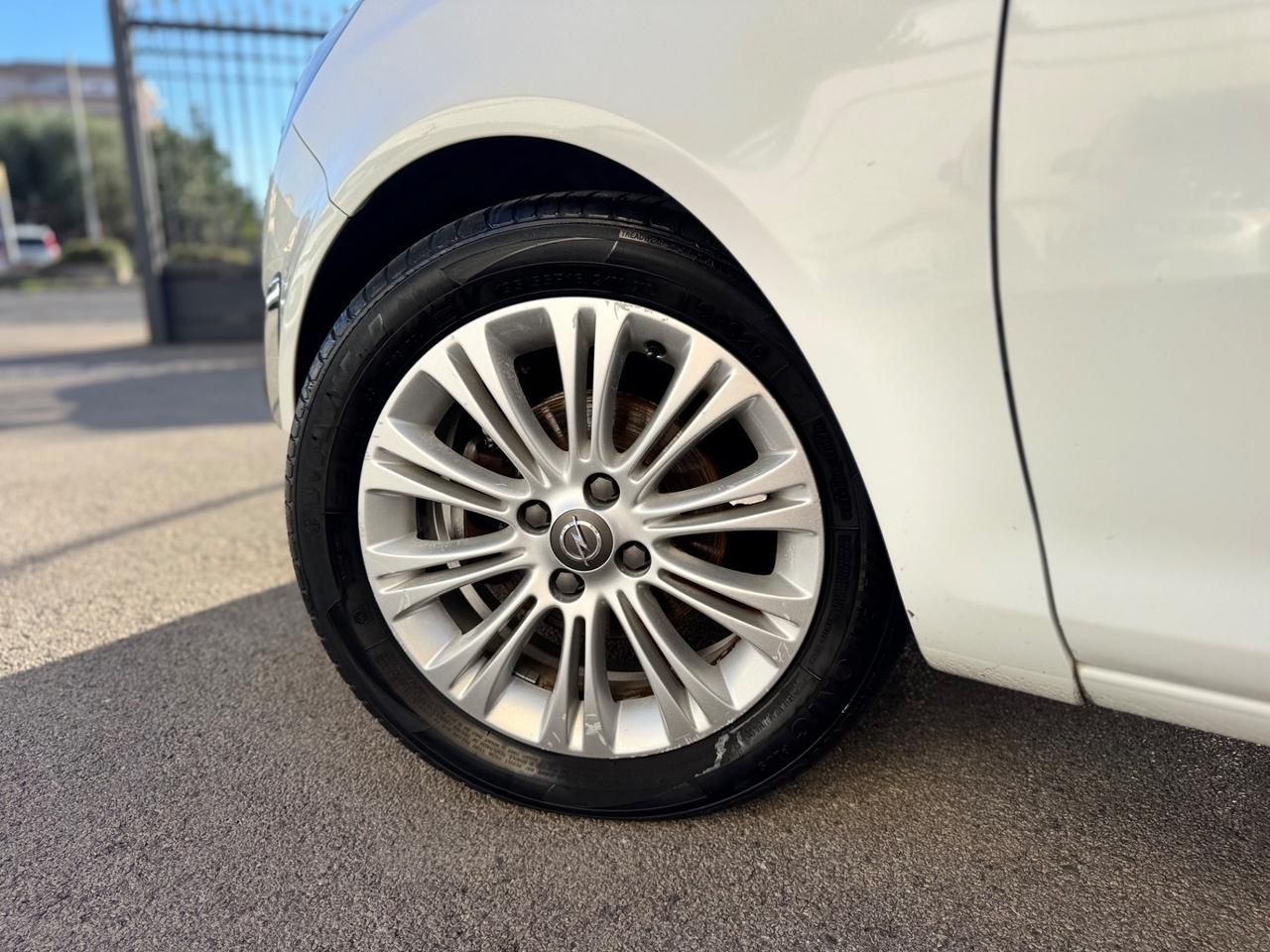 Opel Corsa 1.4 16V 5 porte Elective MOTORE NUOVO