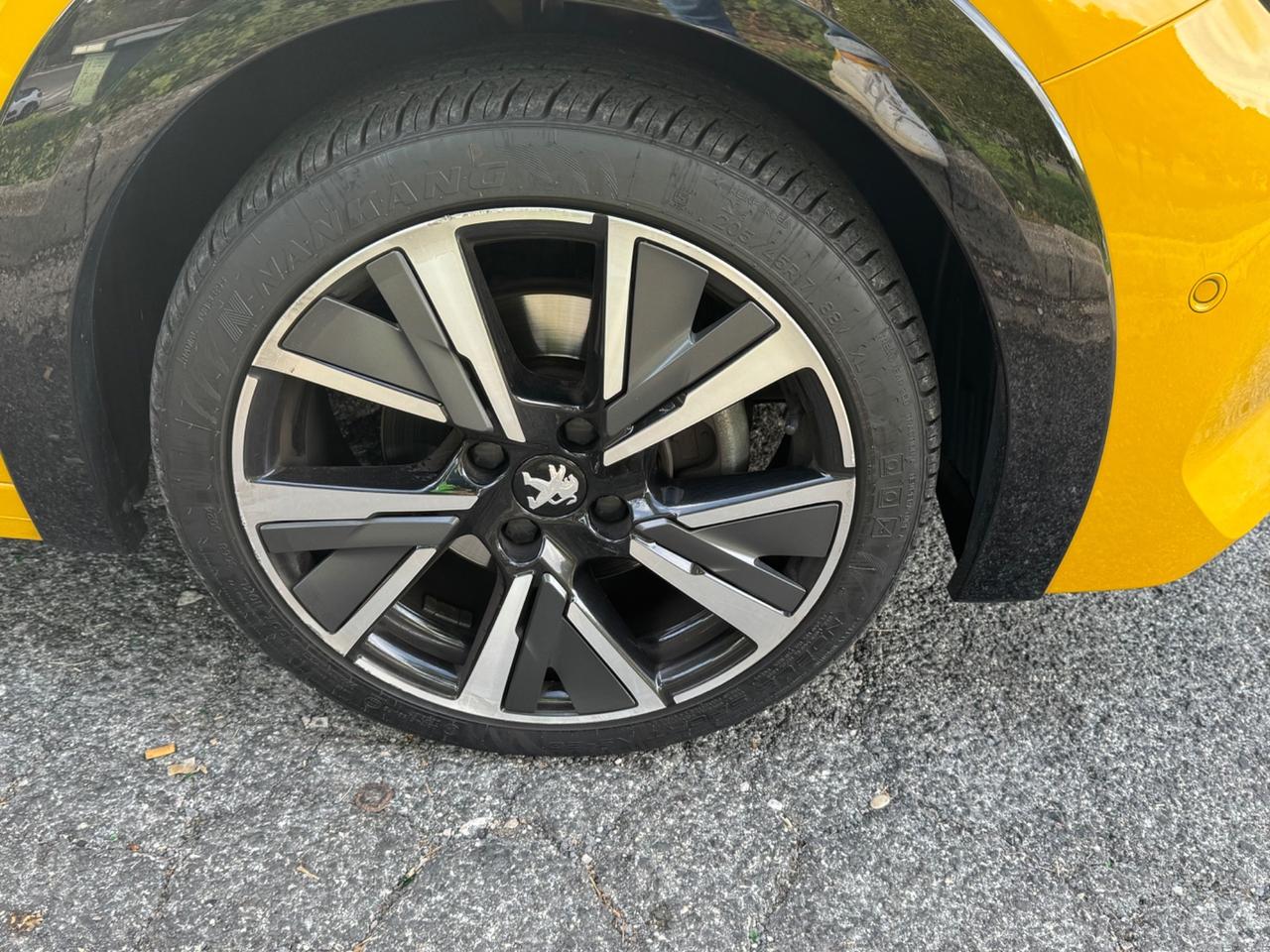 Peugeot 208 PureTech 100 Stop&Start 5 porte GT