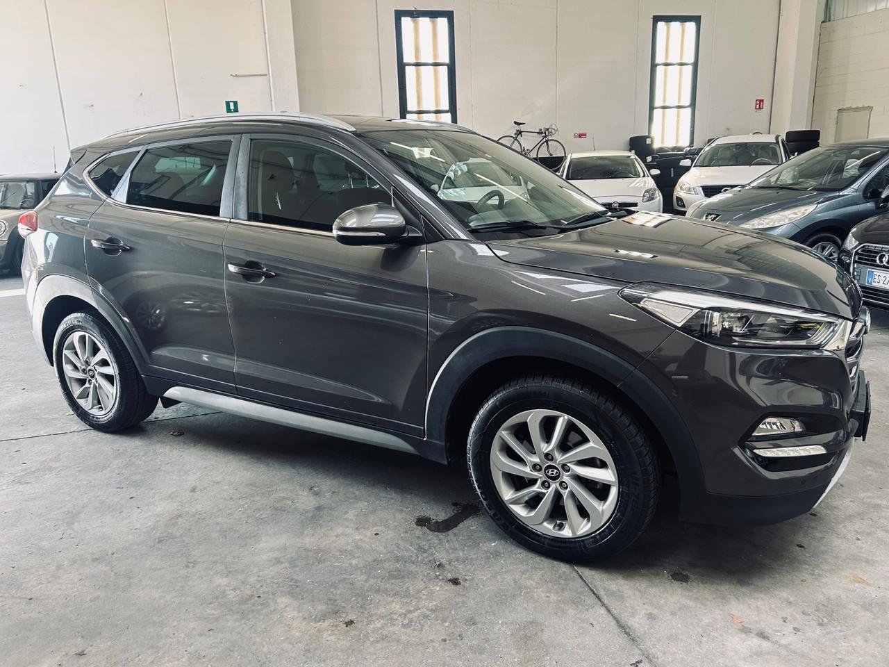 Hyundai Tucson 1700 crdi 115cv full optional euro6