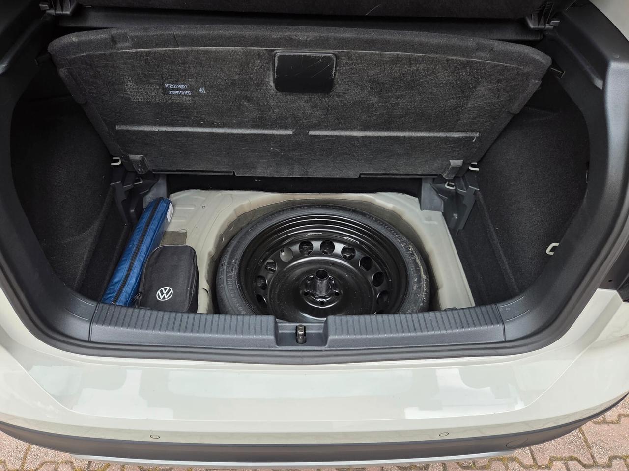 Volkswagen T-Cross 1.0 TSI STYLE BMT