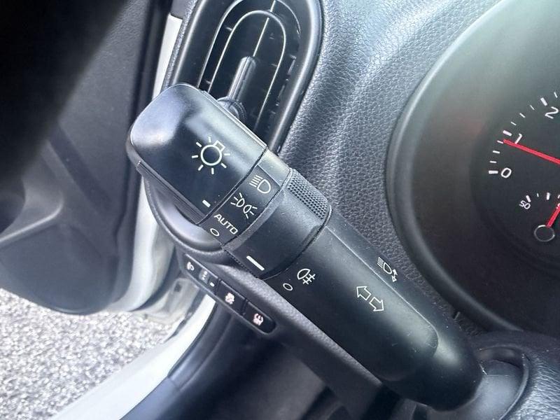 Kia Picanto 1.0 12V 5 porte Urban