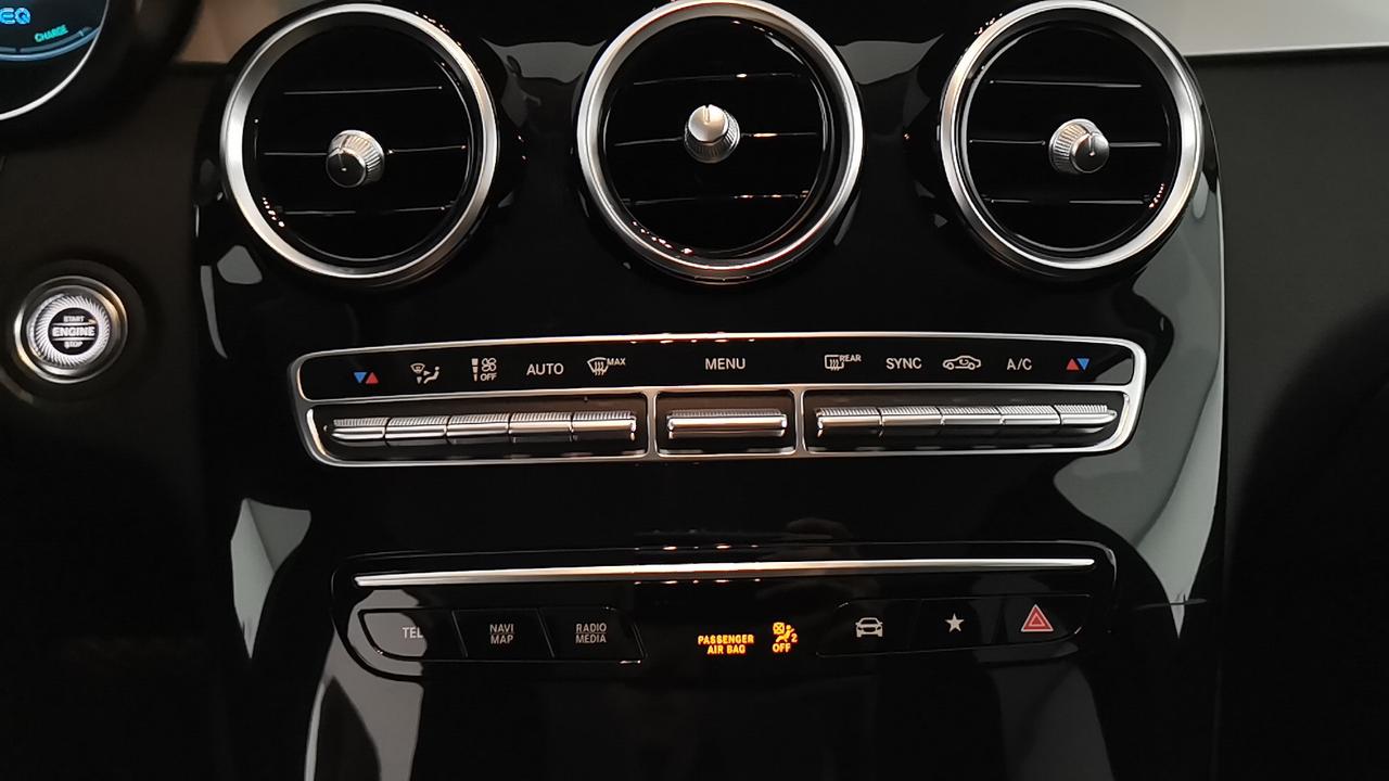 Mercedes-Benz GLC - X253 2019 - GLC 200 eq-boost Sport 4matic auto