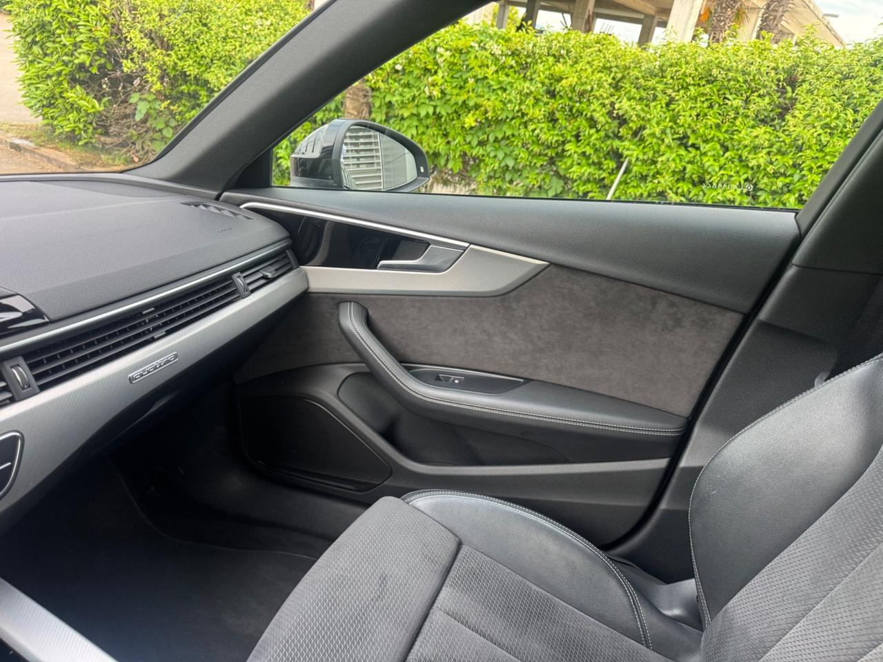 Audi A4 40 TDI quattro S tronic edition