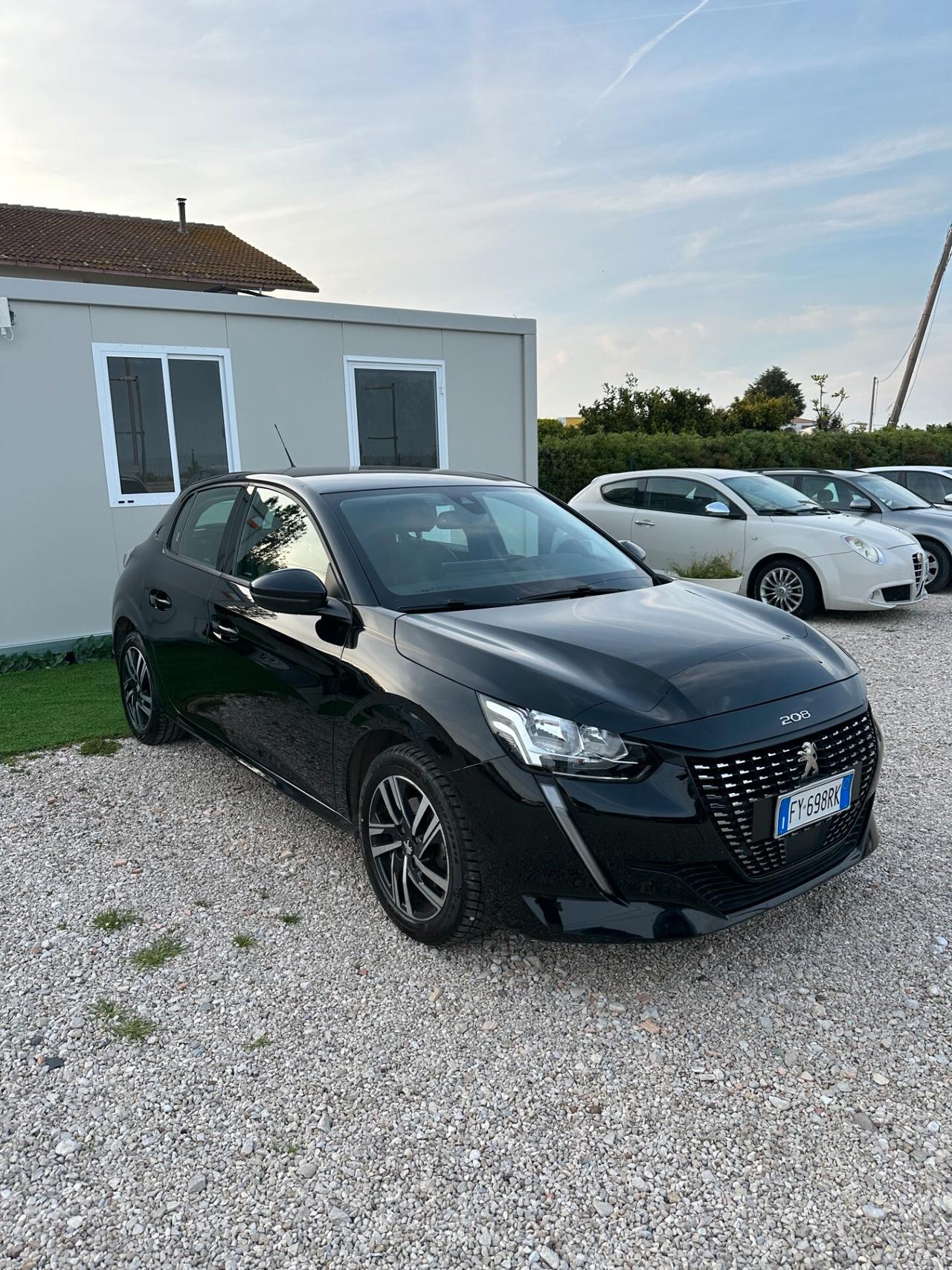 Peugeot 208 BlueHDi 100 S&S 5 porte Allure