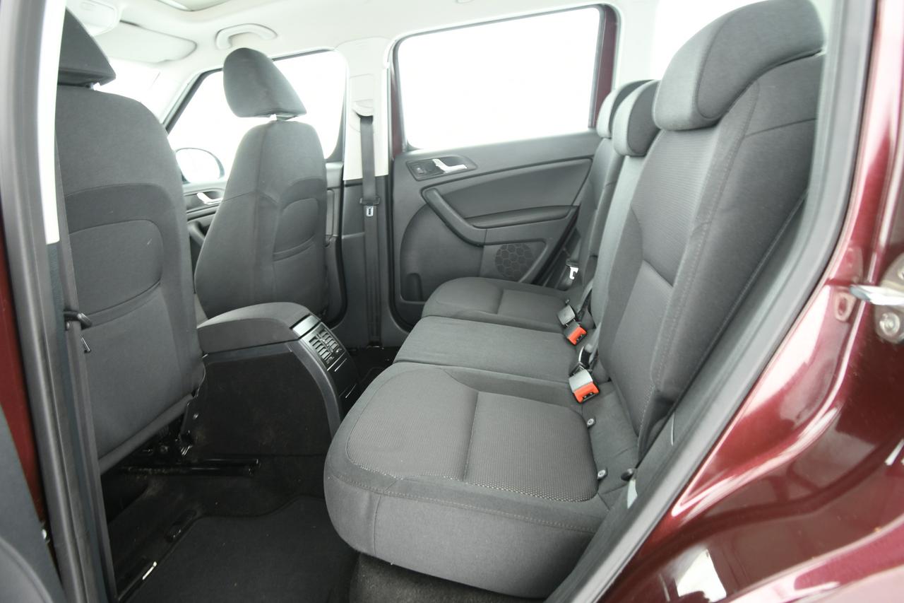 SKODA Yeti 2.0 tdi Elegance 4x4 140cv X COMMERCIANTI+TETTO PANORAMICO