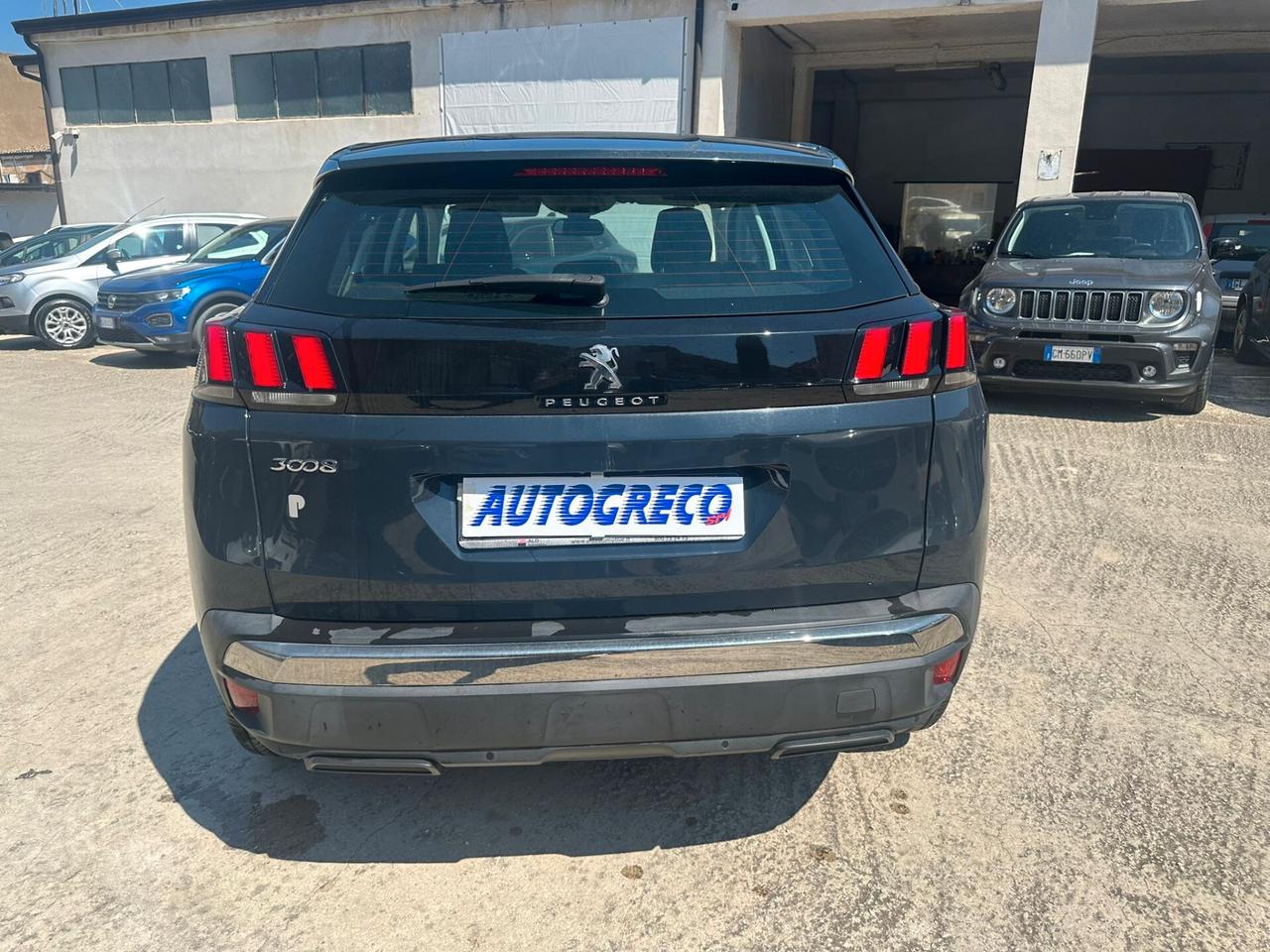 Peugeot 3008 BlueHDi 130 S&S Business