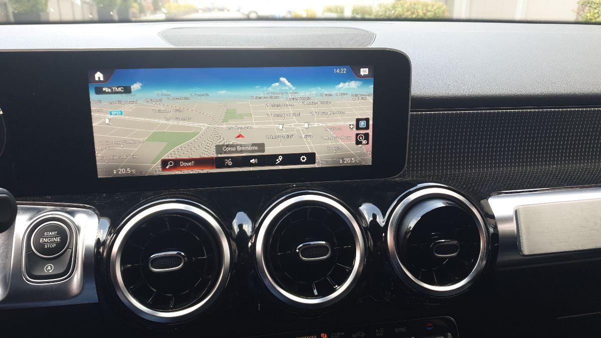 MERCEDES - GLB - 200 d Automatic Sport Plus