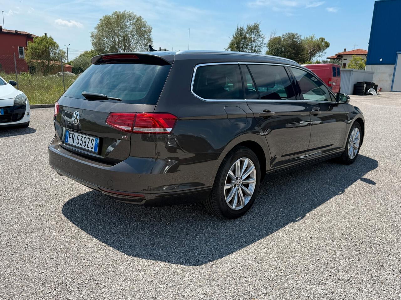 Volkswagen Passat Variant 1.6 TDI246950 DSG