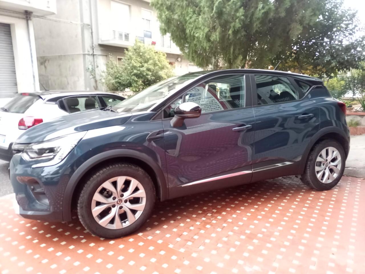 Renault Captur TCe 12V 100 CV GPL Intens