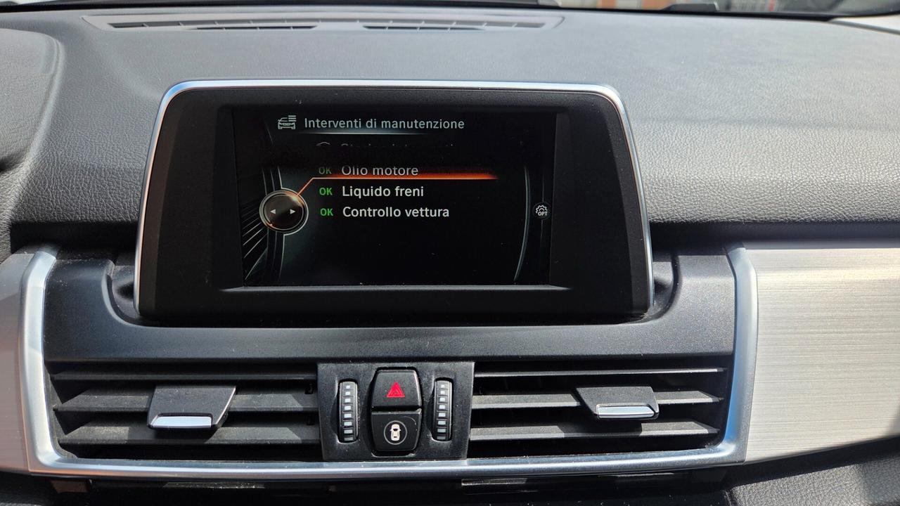 Bmw 2er Active Tourer 218i Luxury