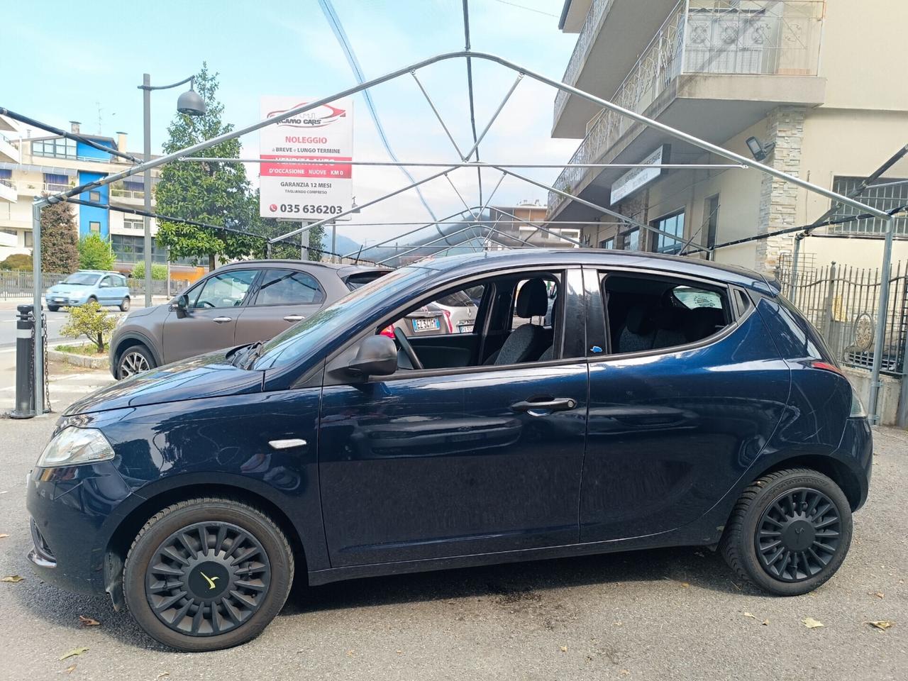 Lancia Ypsilon 1.2 GPL Ecochic Elefantino Blu