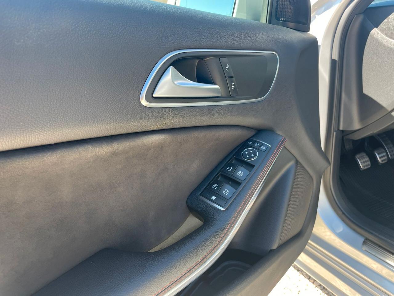 Mercedes Classe A 200 CDI Premium 136 CV