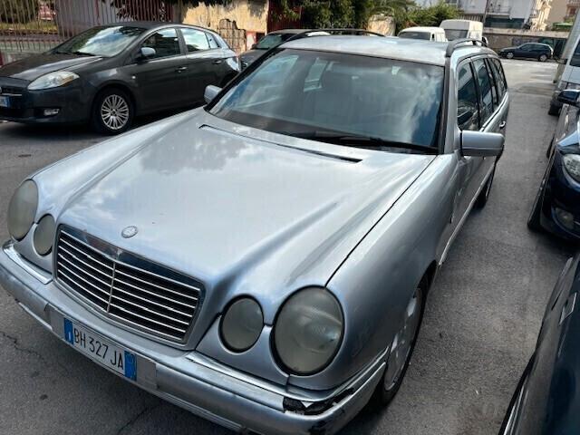 Mercedes E250 D Anche permuta o scambi0