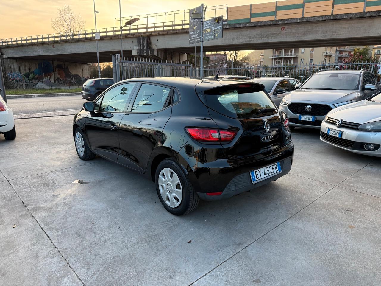 CLIO 1.5 DIESEL 2015 75CV-OK NEOPAT.-UNICO PROPRIETARIO