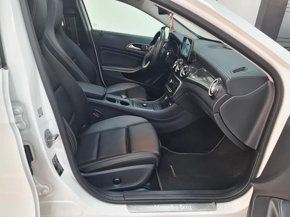 Mercedes-benz GLA 200 d Automatic 4Matic Premium