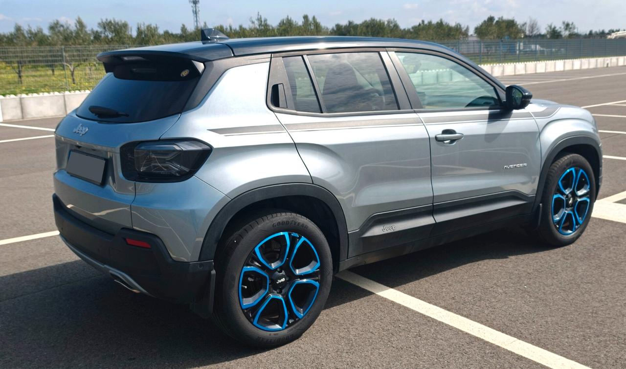 Jeep Avenger 1.2 Turbo 100 CV Summit