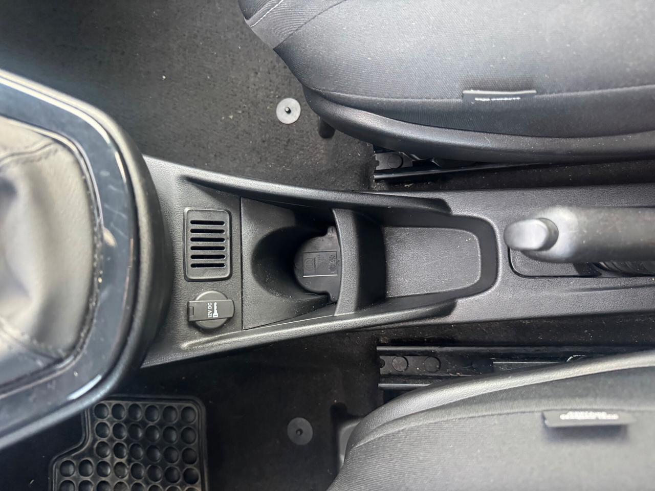 Lancia Ypsilon 1.0 FireFly 5 porte S&S Hybrid Ecochic Gold