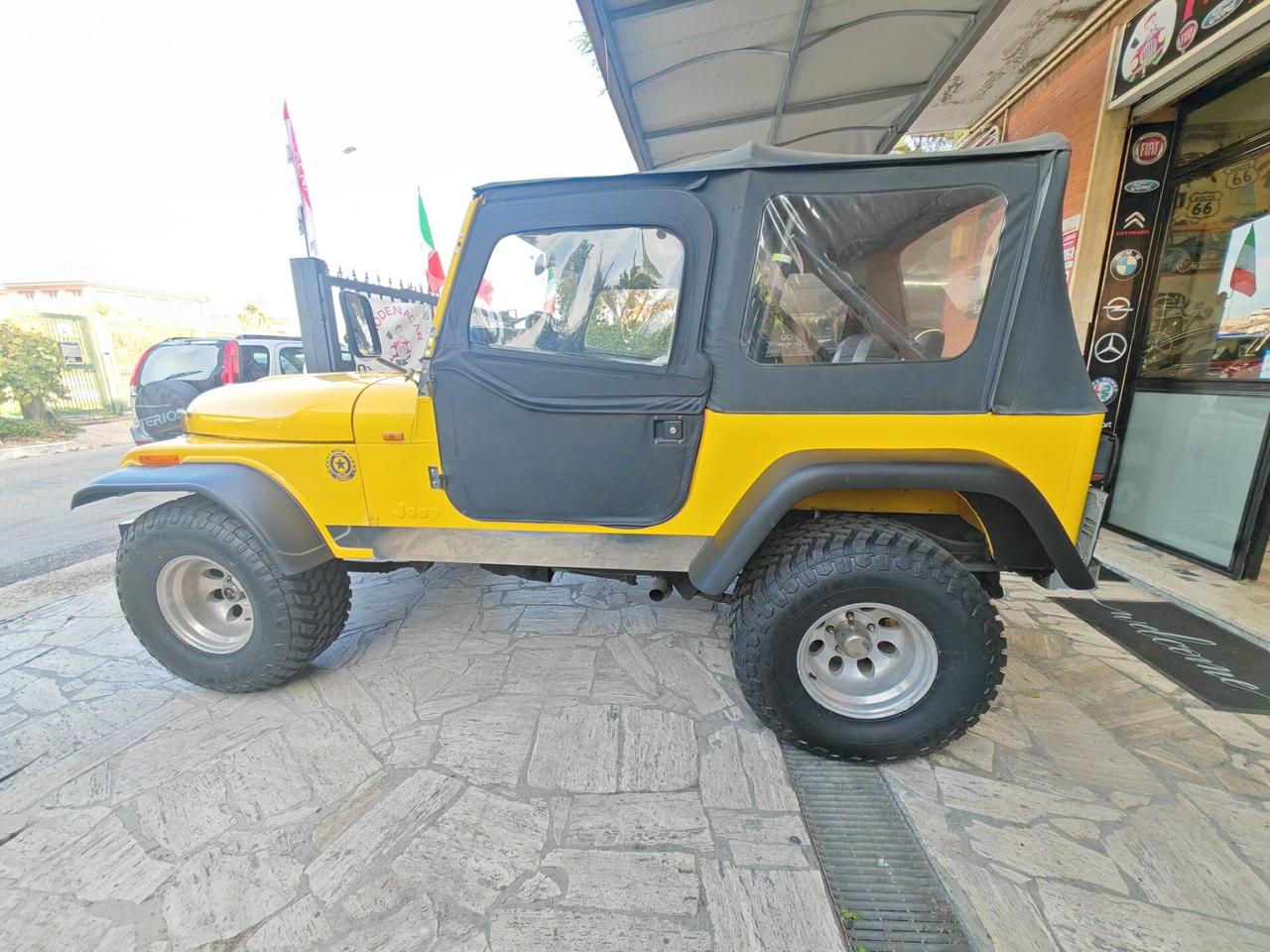 Jeep CJ-7 RENEGADE