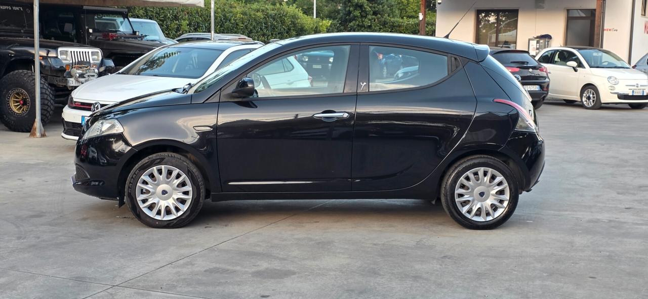 Lancia Ypsilon 1.2 69 CV 5 Benzina