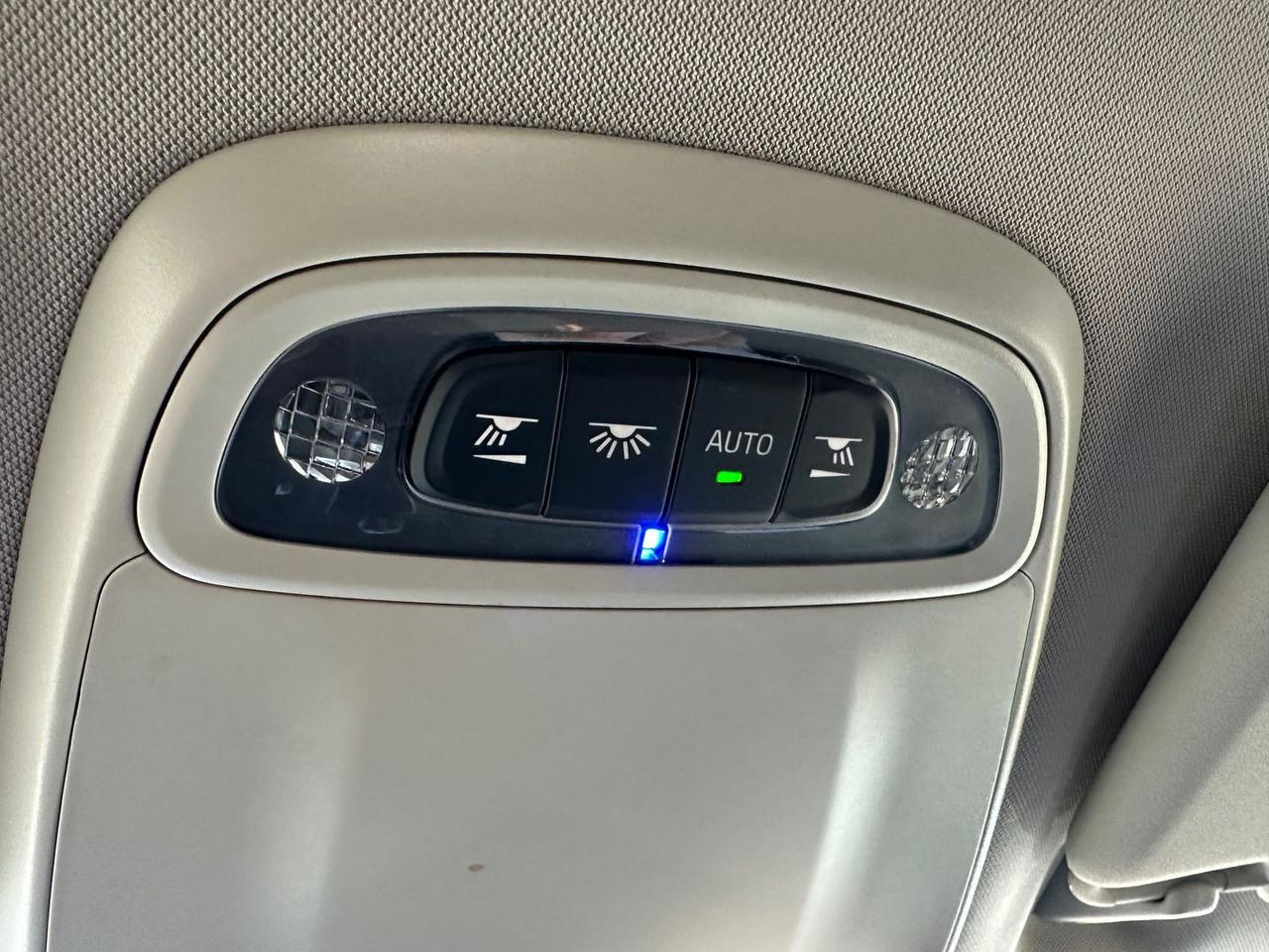 Volvo V40 D2 Momentum Geartronic #10585