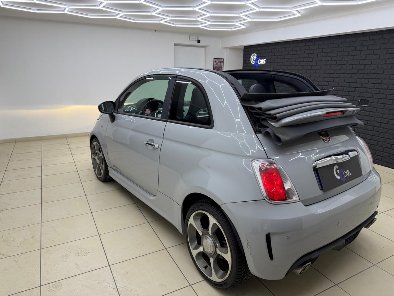 Abarth 500 C 1.4 Turbo T-Jet MTA