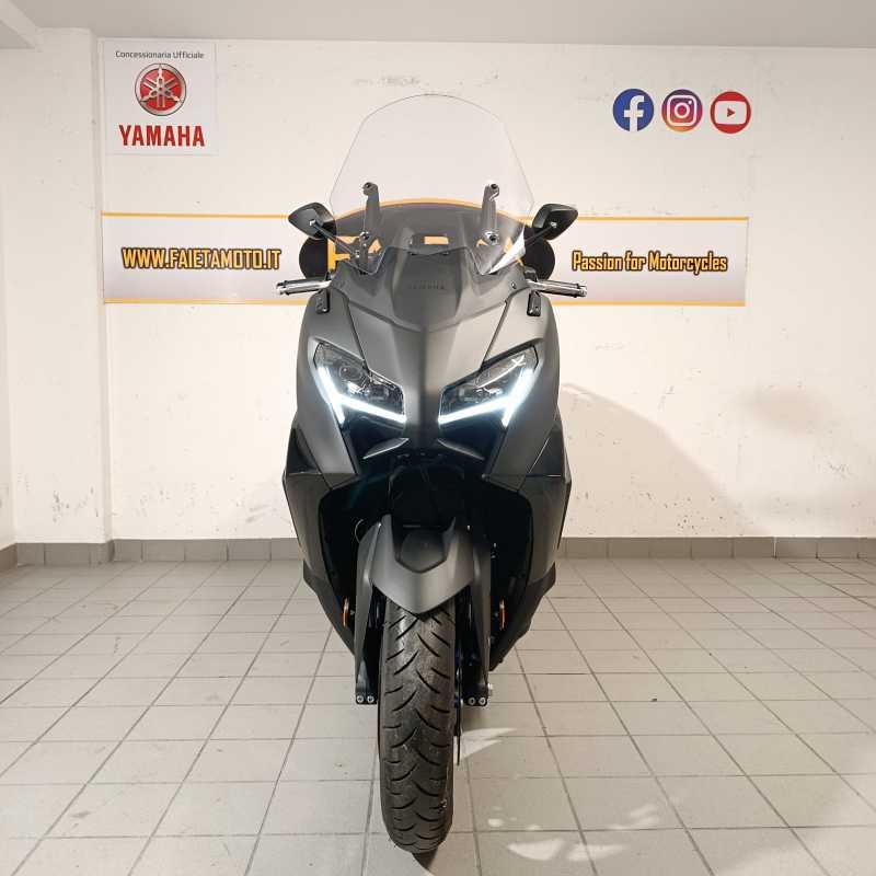 Yamaha T-Max 560 - 2025