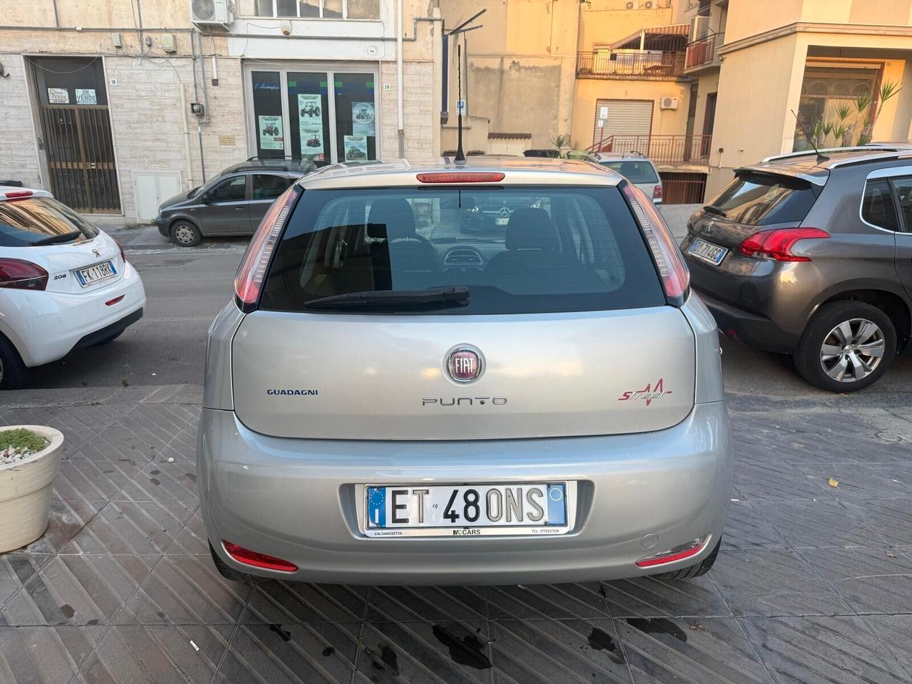 Fiat Punto 1.3 MJT II 75 CV 5 porte Street