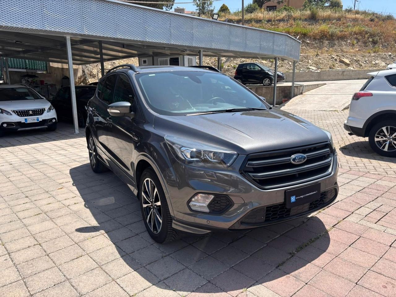 FORD KUGA