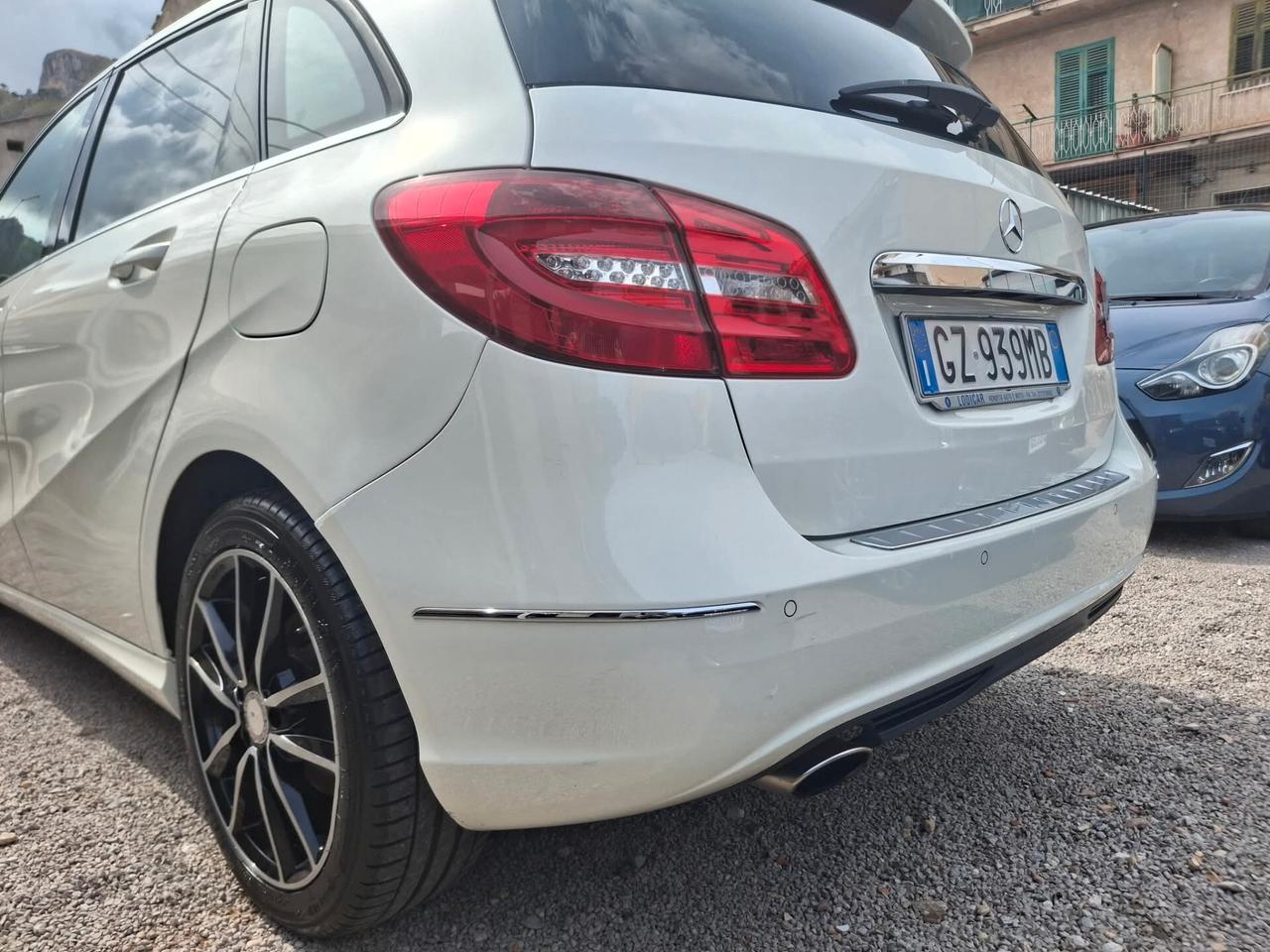 Mercedes-benz B 180 CDI BlueEFFICIENCY Premium