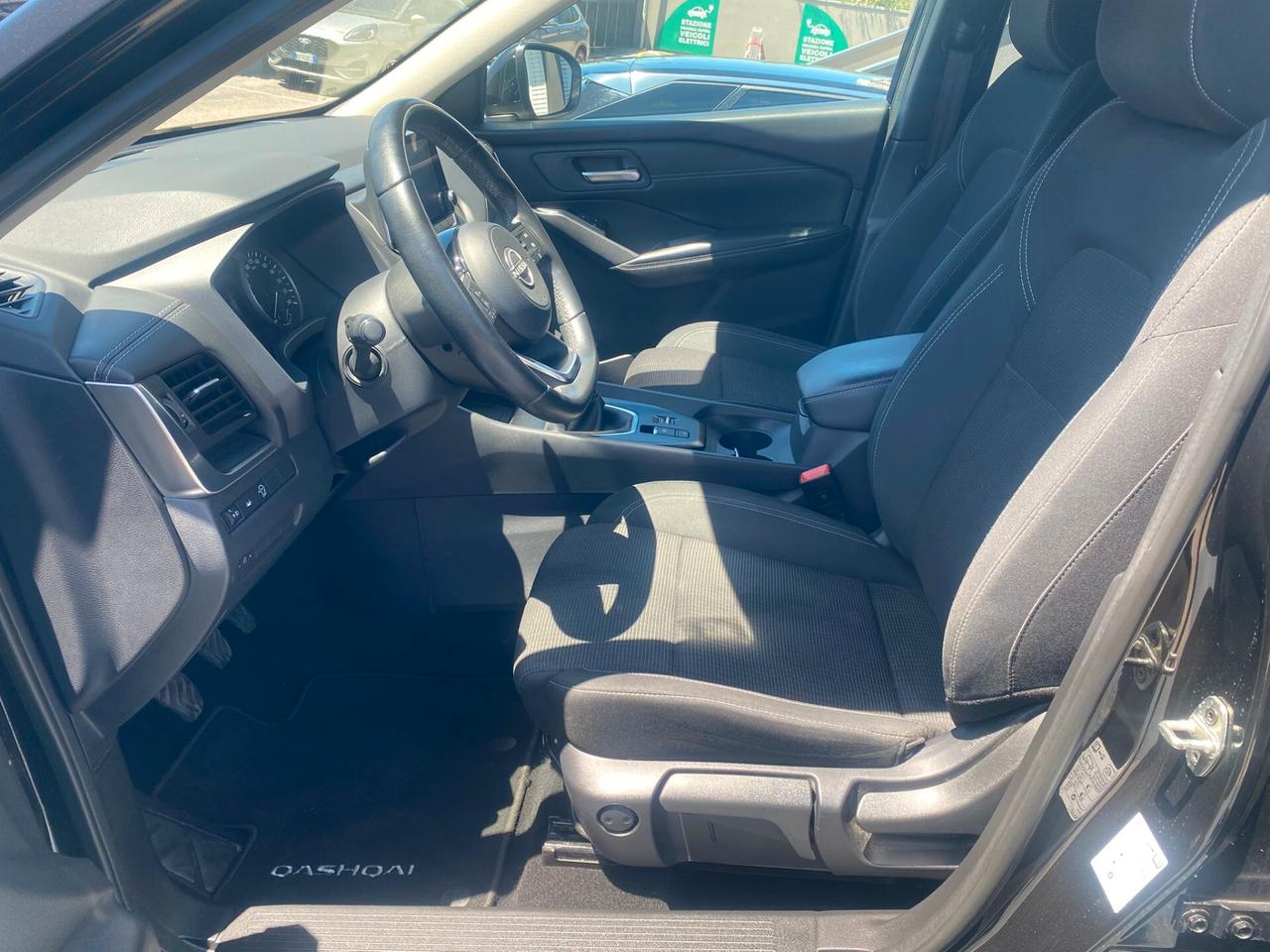 Nissan Qashqai MHEV 140 CV Business