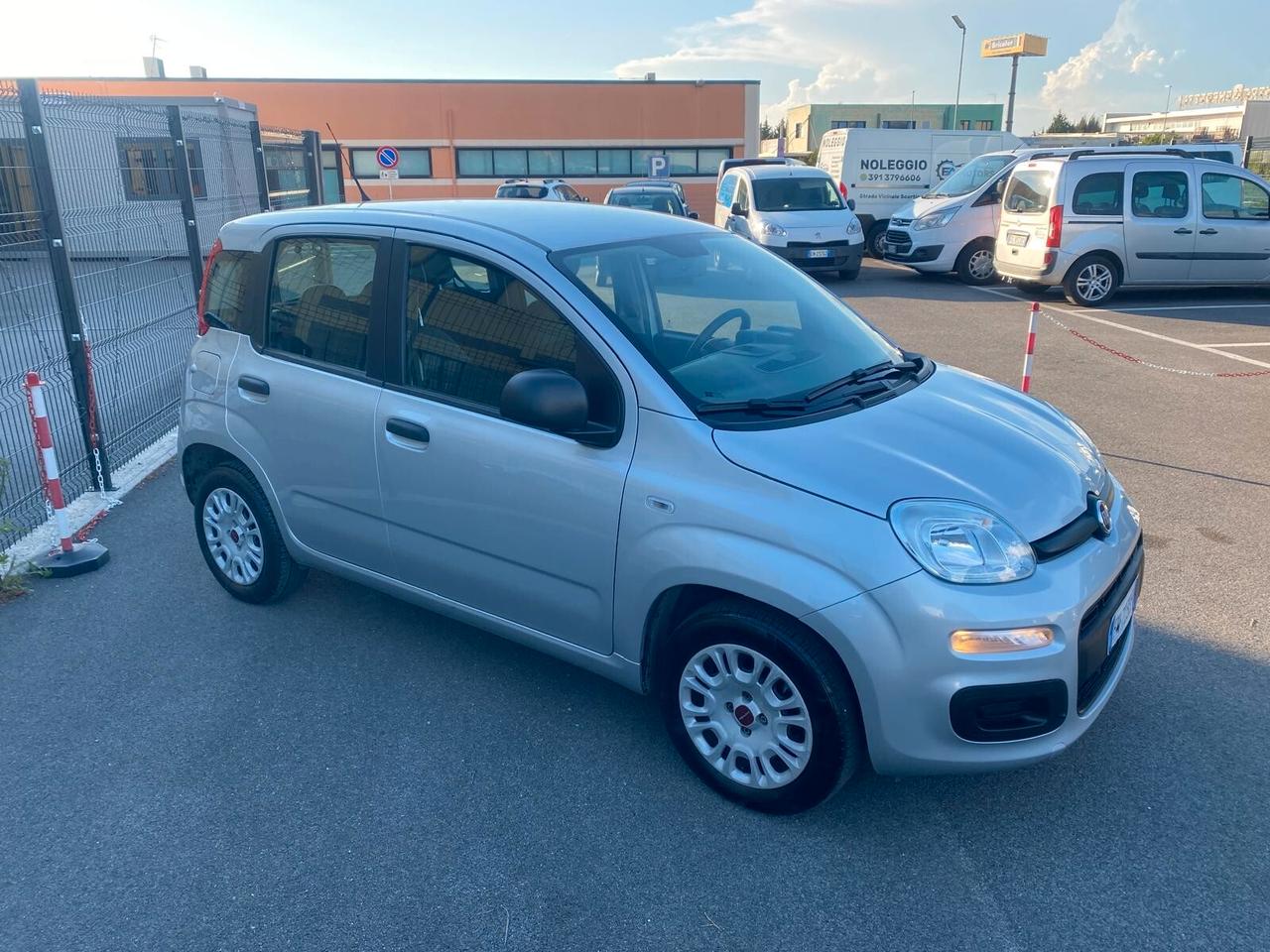 Fiat Panda 1.2 -5 posti